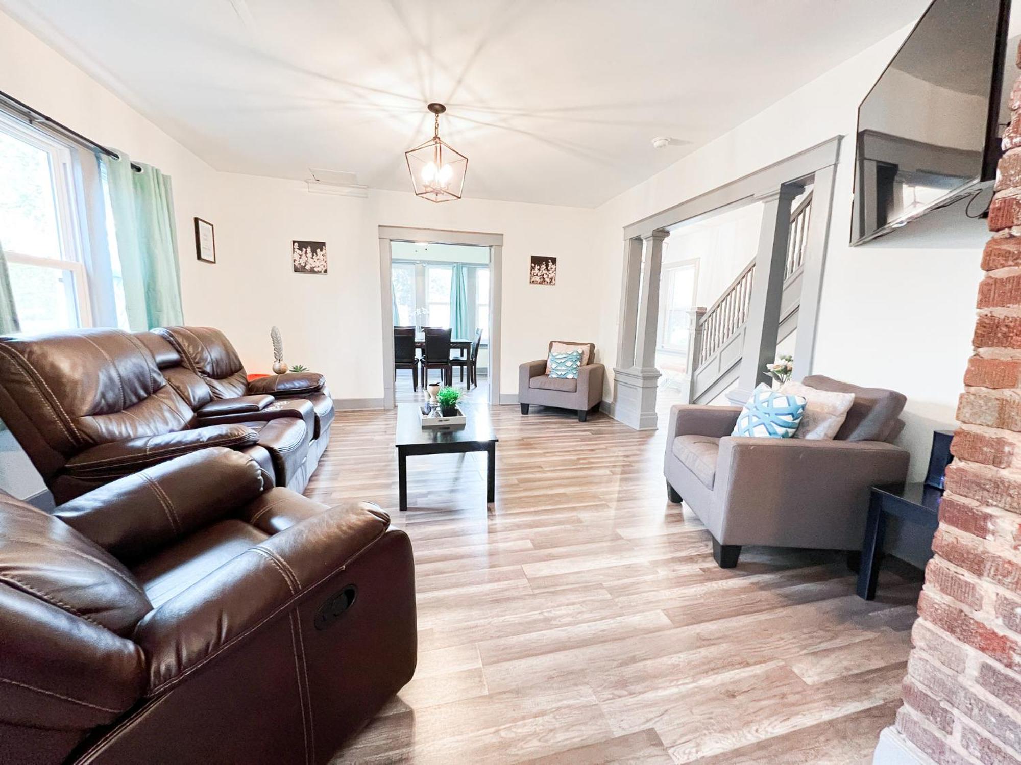 Centrally Located 5Br House In Niagara Falls Exterior foto